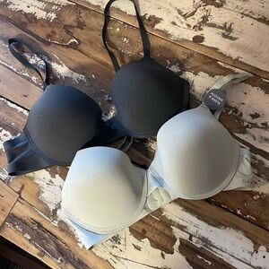 Danskin Gray and Green Bras with Adjustable Straps set of 2